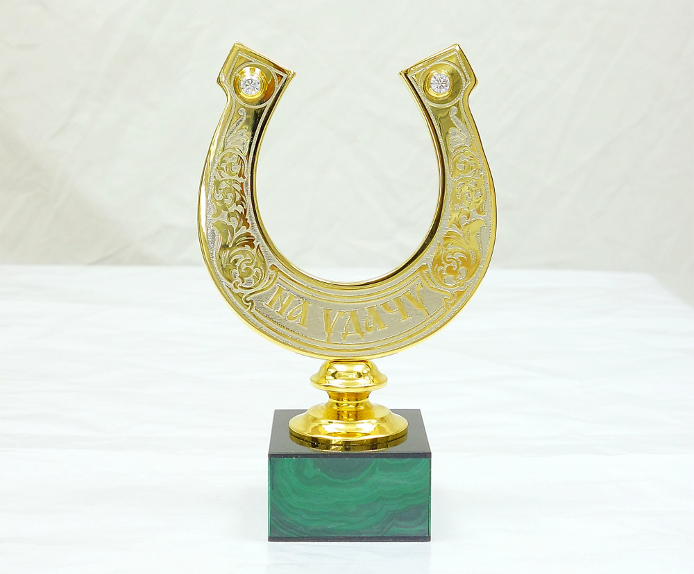 Сувенир подкова "На удачу" с малахитом