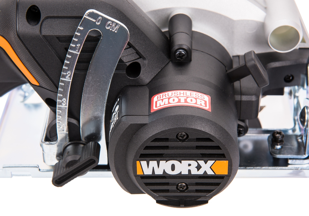 Циркулярная мини-пила аккумуляторная бесщеточная 120 мм 20В WORX worxsaw WX531.9