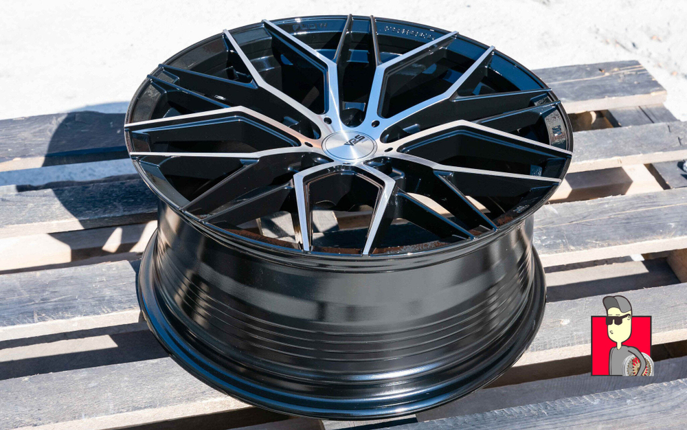 Комплект дисков Vossen VPS-3323 FlowForm 17x7.5 et35 5x114.3