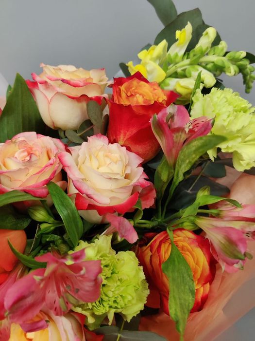 Букет "Праздничный акцент"