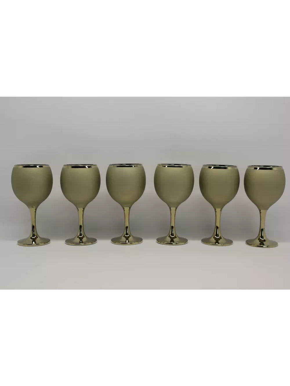 Фужеры для вина, шампанского.