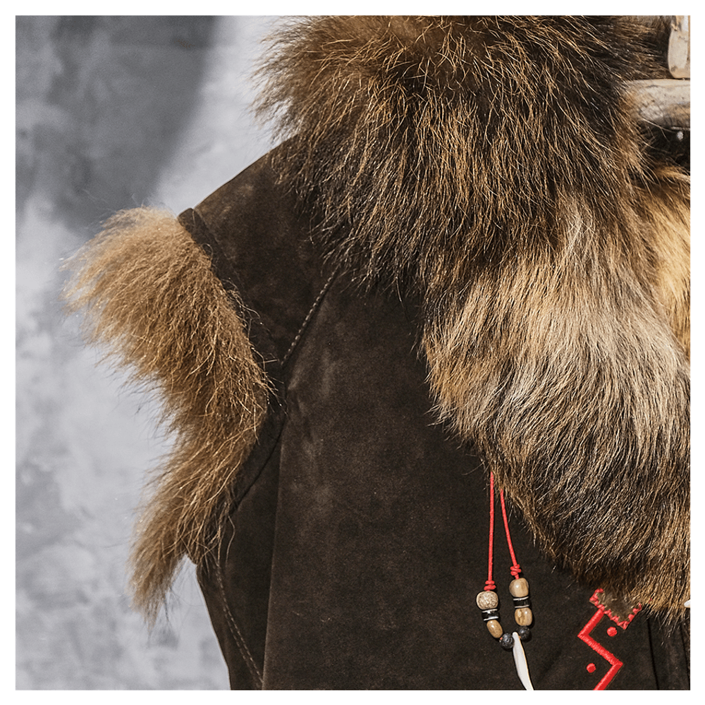 Жилет из меха медведя «Бирюк»