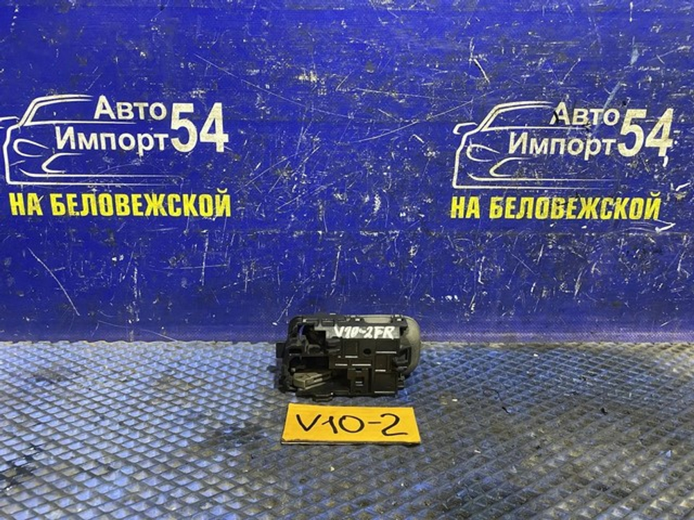 Ручка двери передней правой салонная NISSAN TINO 2001