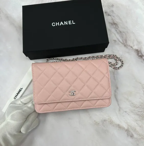 Сумка-кошелек Chanel Wallet On A Chain светло-розовый