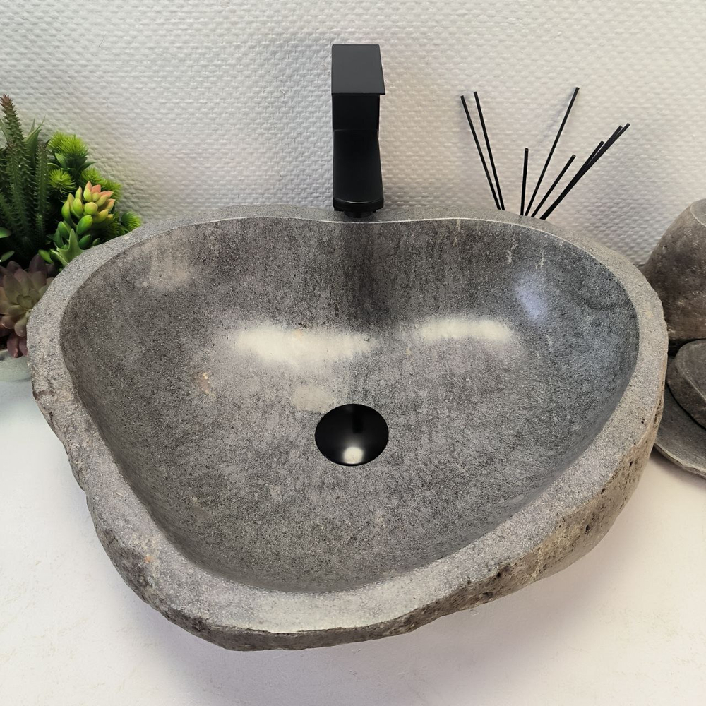 Раковина из речного камня RS-64137 (52*43*16) 0123