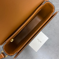 Celine Teen Triomphe Bag 18 cm