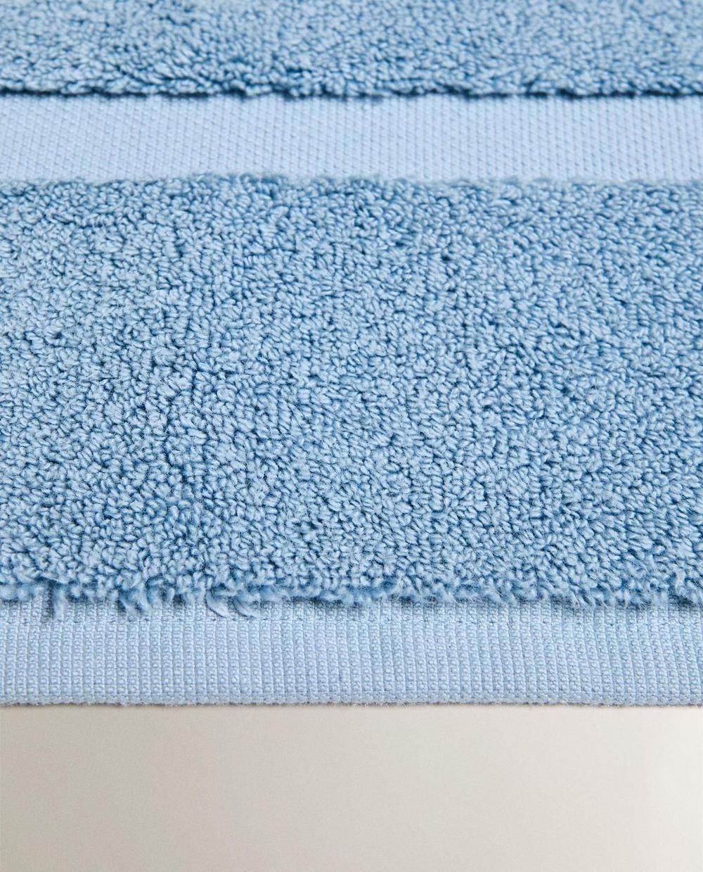 Zara Home - Нескользящий коврик для ванной из мягкой махровой ткани, синий, 60x90 см