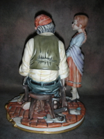 Статуэтка. Фарфор. У Сапожника. Capodimonte. Италия