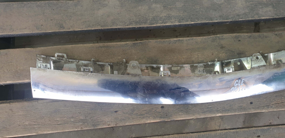 Накладка переднего бампера Mercedes GLE (C292) 15-21 Б/У Оригинал A2928852200