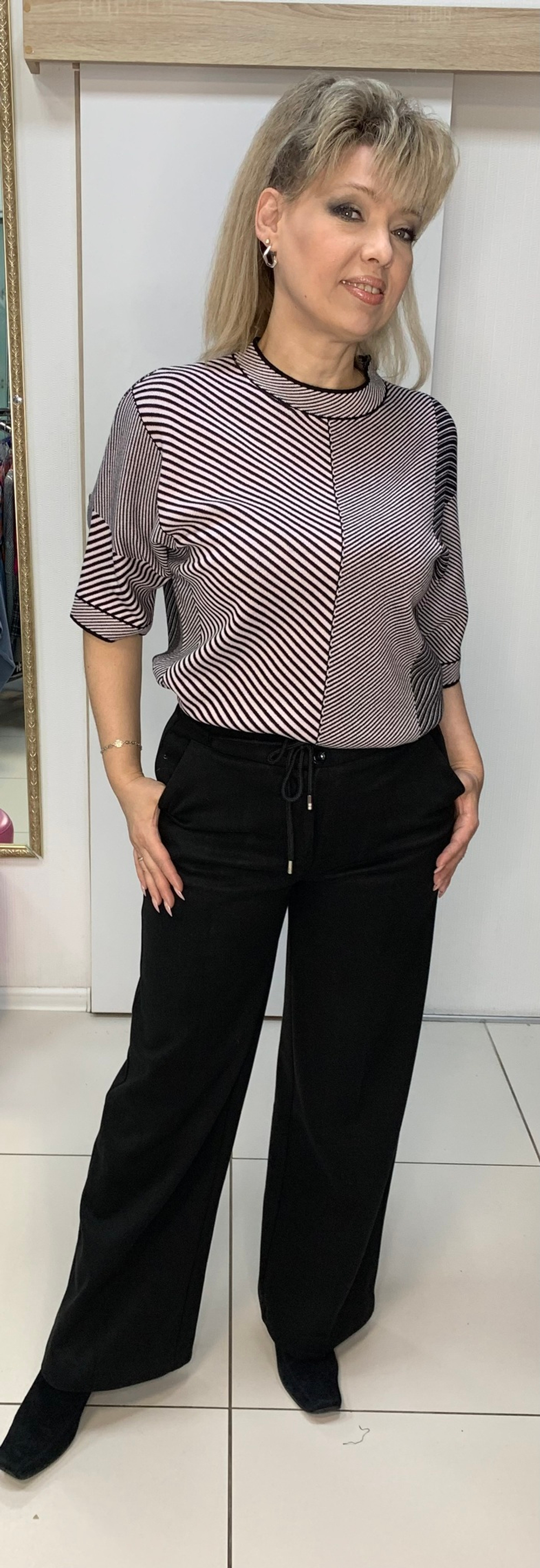 Черные брюки-палаццо из спандекса