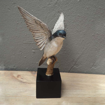 Декоративная фигура "Ласточка на ветке"