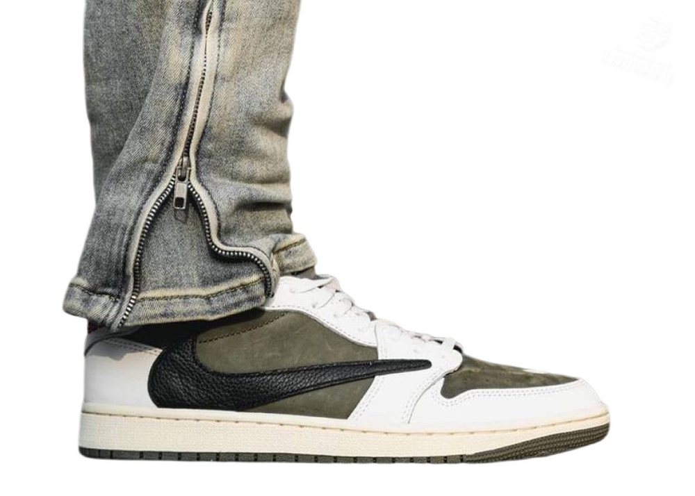 Кеды Nike Air Jordan & Travis Scott