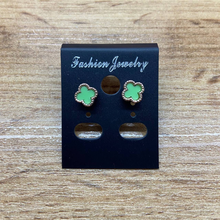 Серьги Small Четырехлистник эмаль цветная цвет салатовый металл золотистый