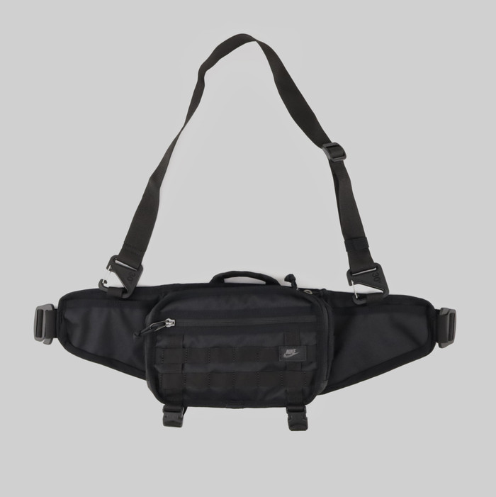 Сумка поясная Nike RPM Waistpack артикул:CQ3817-010 - купить в магазине Дайс