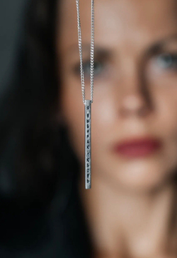 Кулон на цепочке "Я выбираю любовь"