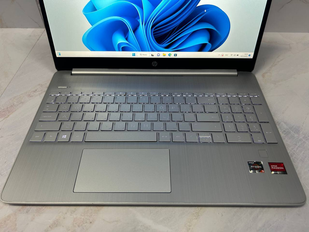 Ноутбук HP 15s-eq2013ur Конфигурация: AMD Ryzen 5 5500U/8GB/512GB SSD/AMD Radeon Graphics/15,6 (1920*1080) IPS/Win 11/B1