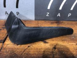 Брызговик задний правый Kia Rio 4 (FB) 17-20 Б/У Оригинал 86842H0000