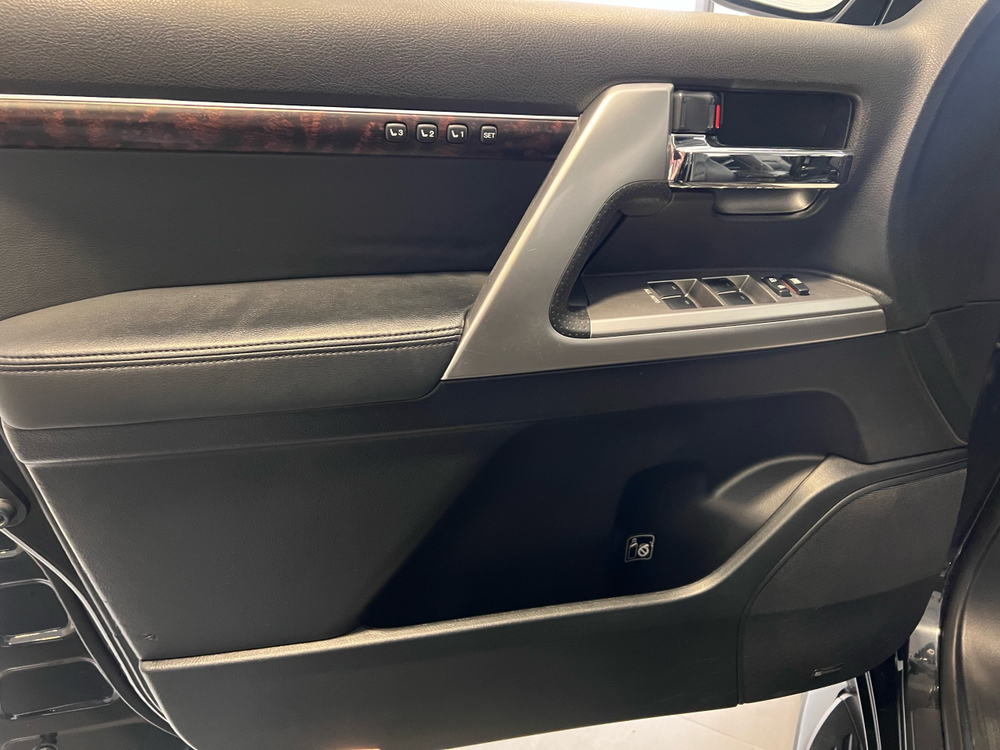 Toyota Land Cruiser, 2014 год