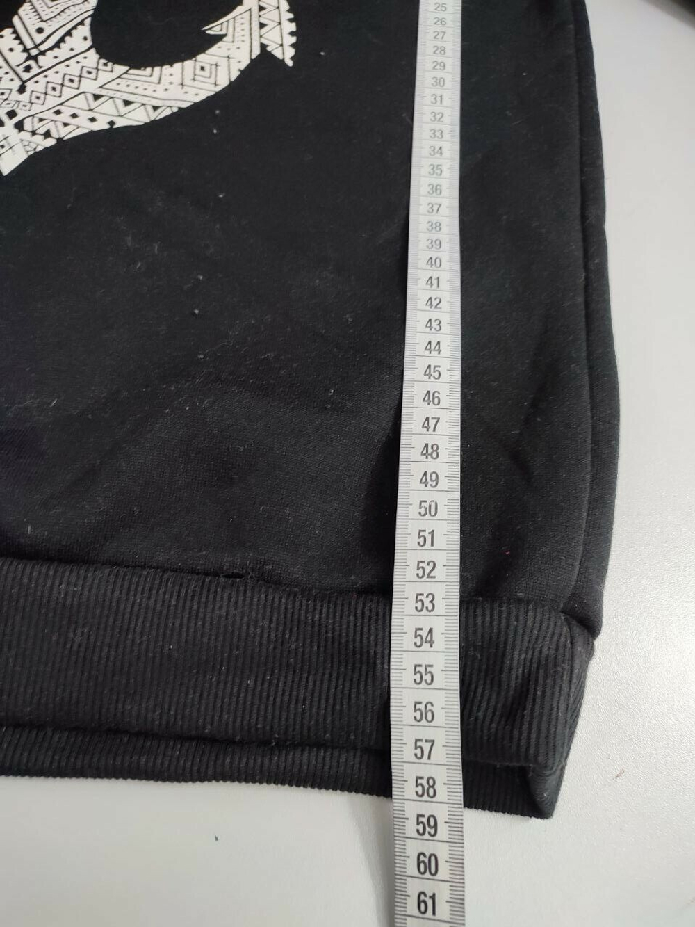 Свитшот утепленный с принтом 46 размер