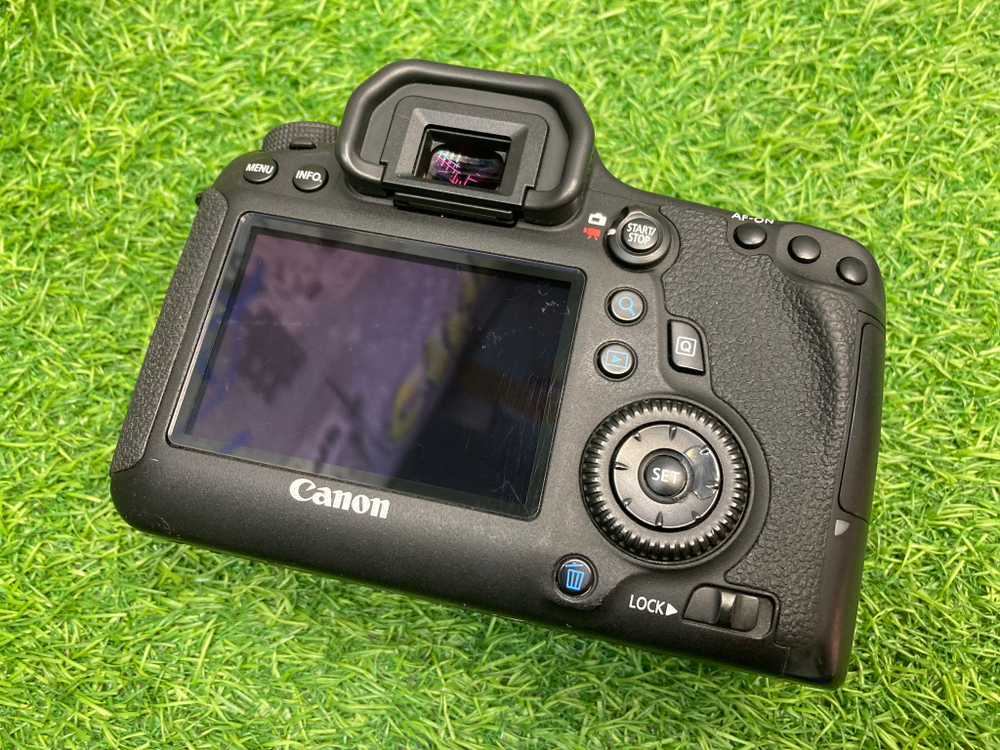 Canon EOS 6D 72.300 кадров