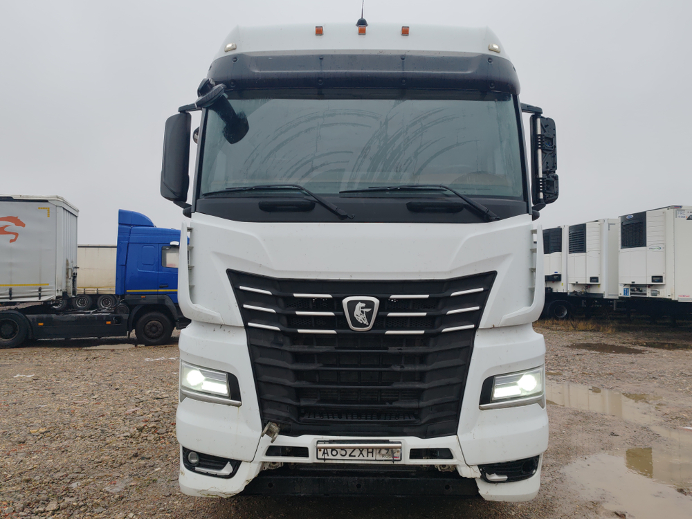 КамАЗ 54901 4x2 Седельный тягач 54901-94 (Дизельный, 11,9 л, 450 л.с., АТ)