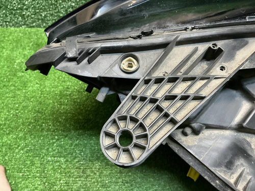 Фара левая Mercedes CLS W218 (14-17) Multibeam LED