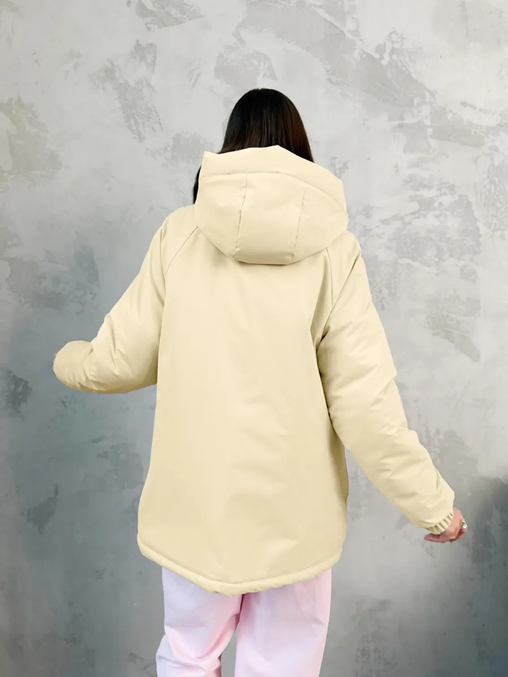 Куртка весенняя удлиненная с капюшоном