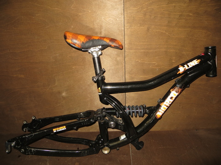 Рама с амортизатором Norco B-Line (2009)