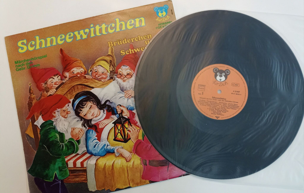 Винтажная виниловая пластинка LP Сказка На Немецком Языке Gebruder Grimm Schneewittchen, Bruderchen Und Schwesterchen (Germany)