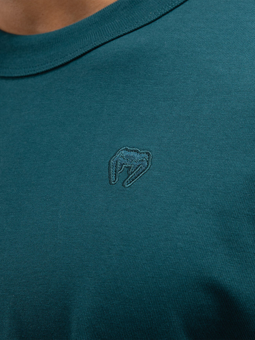 Футболка Venum Silent Power Paon Green