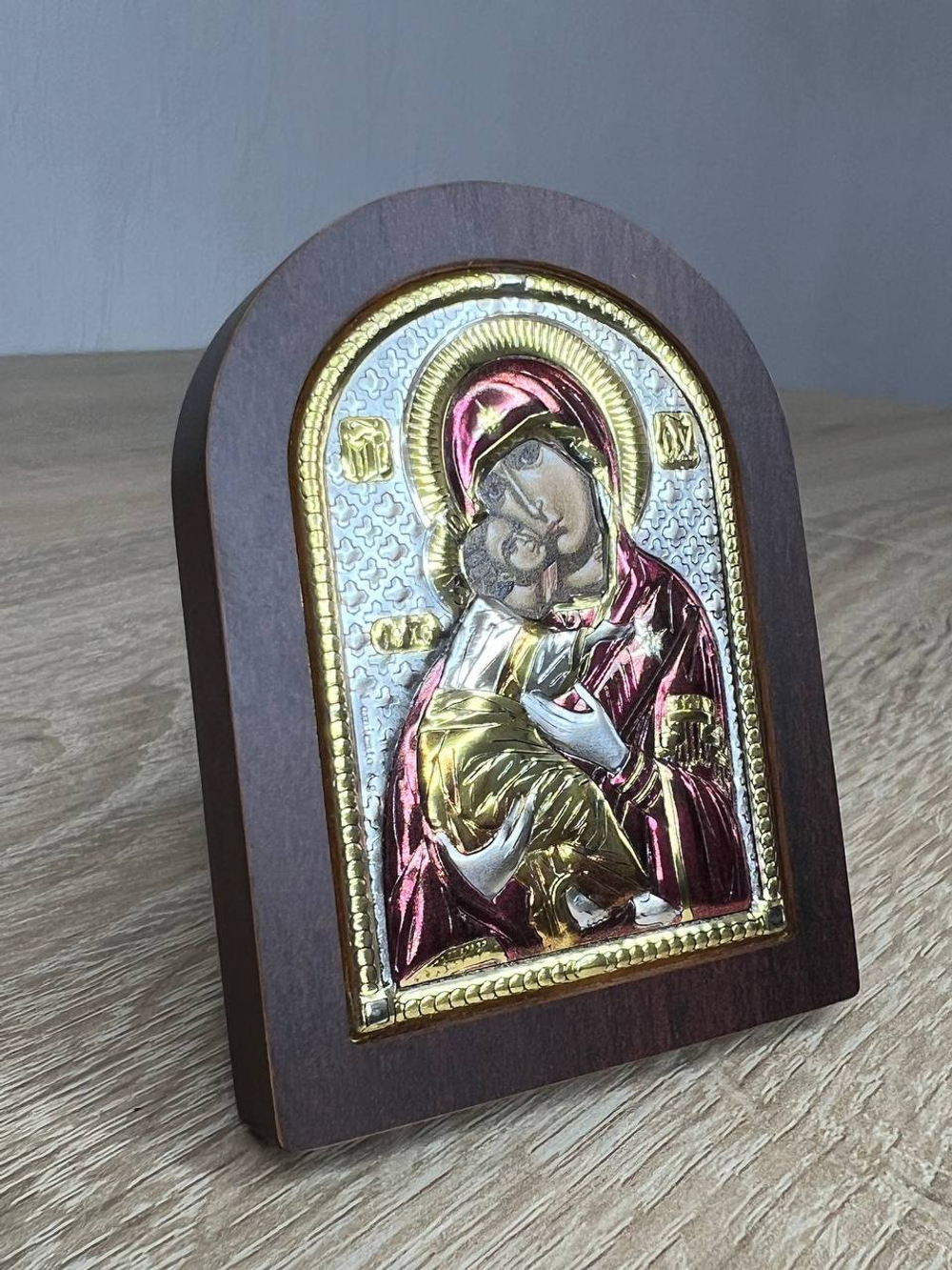 Владимирская БМ, икона арочная, красное дерево, эмаль  57х75