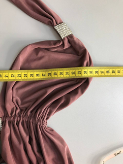 Платье Ascool нарядное, визуально на 44 размер, новое