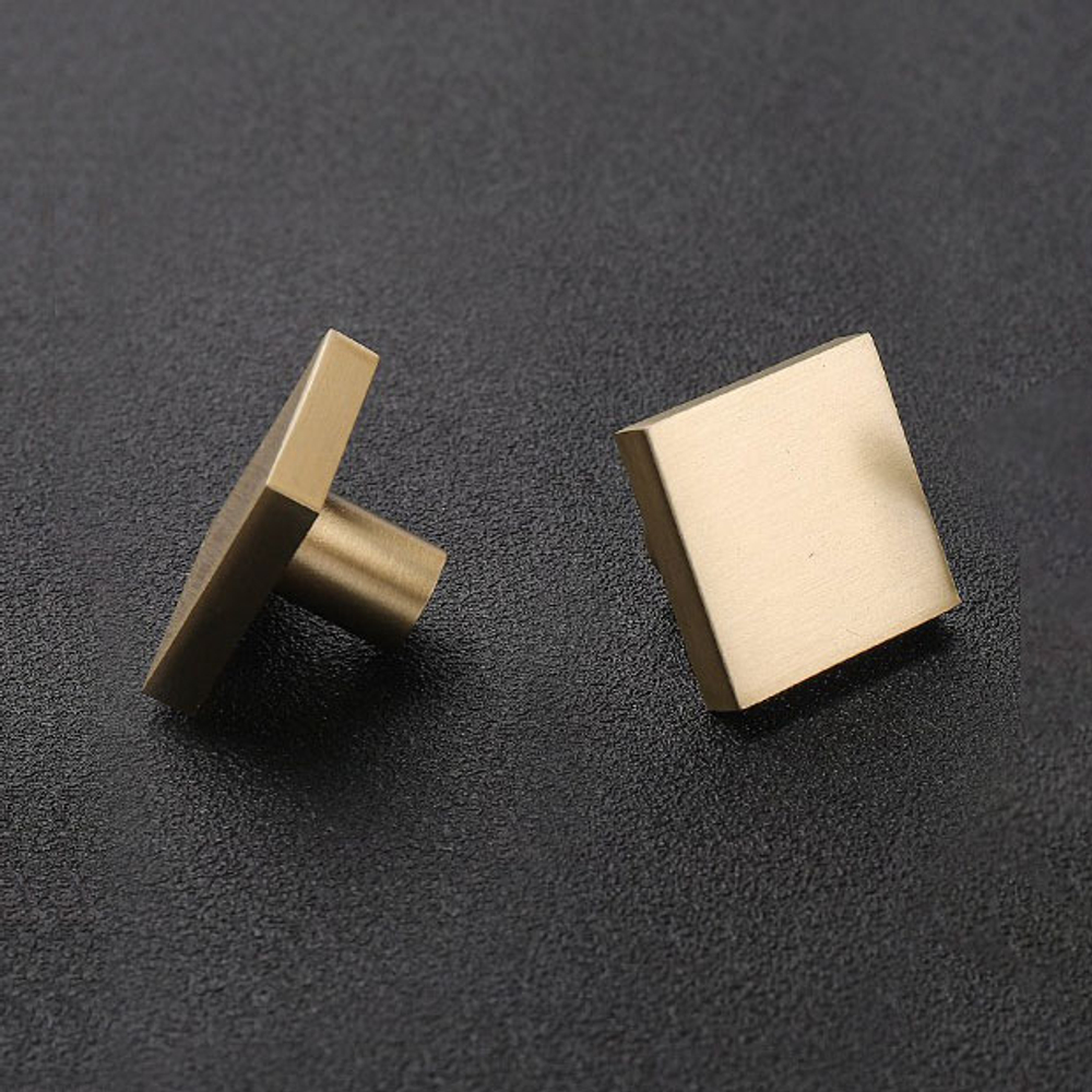 Ручка-кнопка HK006 brass