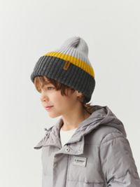 Шапка тыква из смесовой шерсти однослойная Колор блок "Серебро"