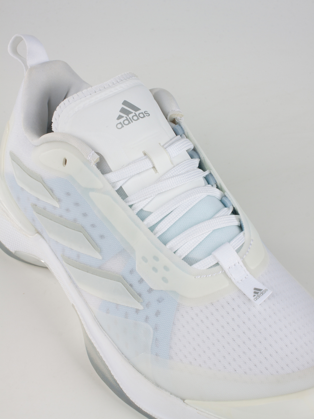Кроссовки Adidas AVACOURT GX7814