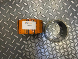 Втулка 4381857