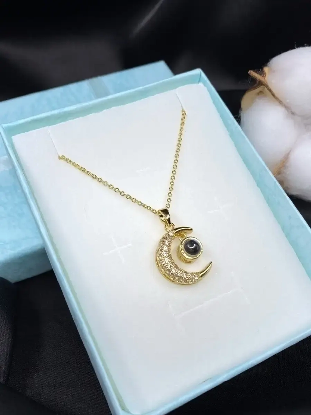 Колье с кулоном Луна Полумесяц и проекцией Я тебя люблю