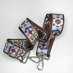 Гитарный ремень Цветы сатин