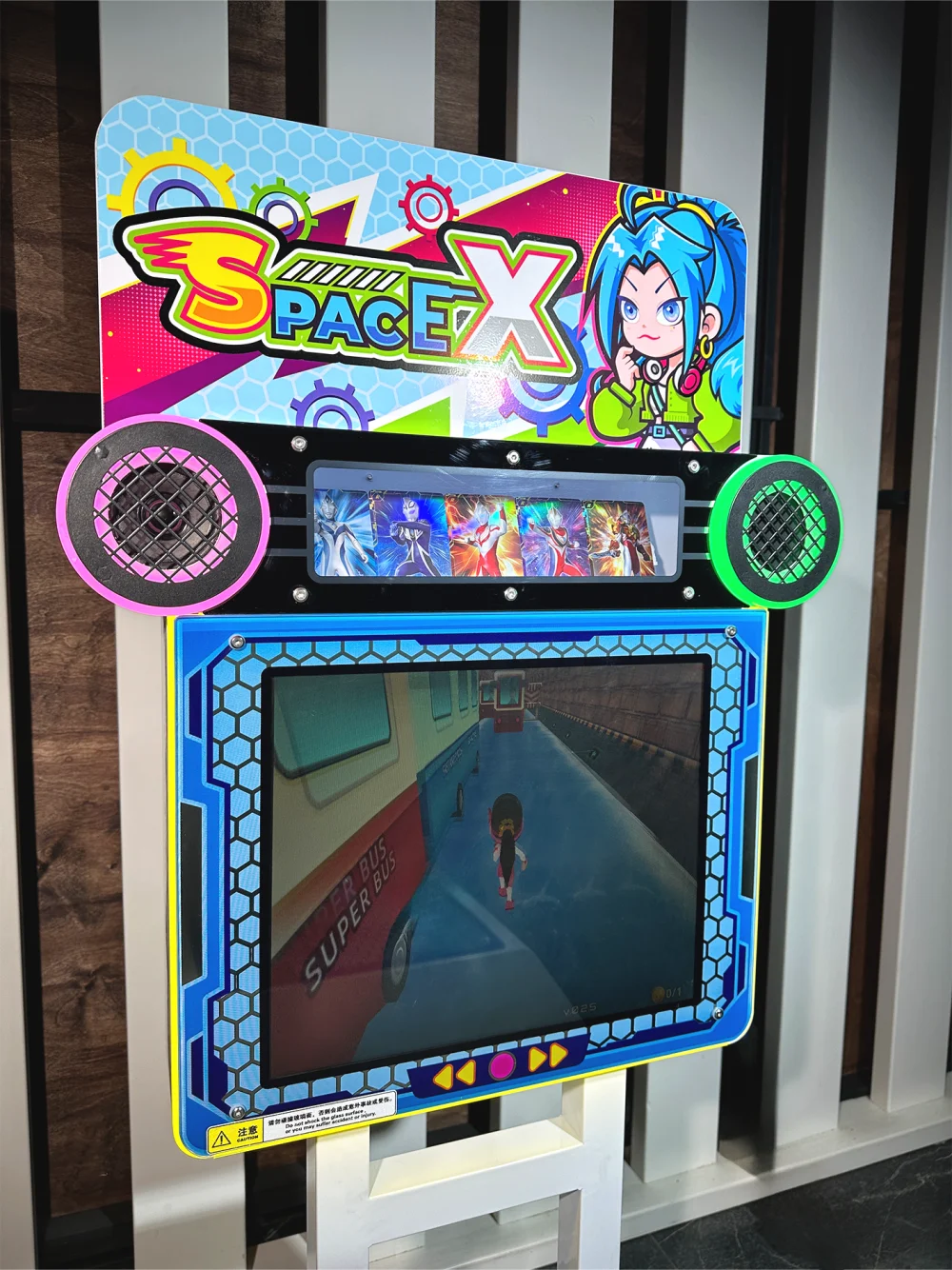 Автомат с видео игрой «Космо Х»