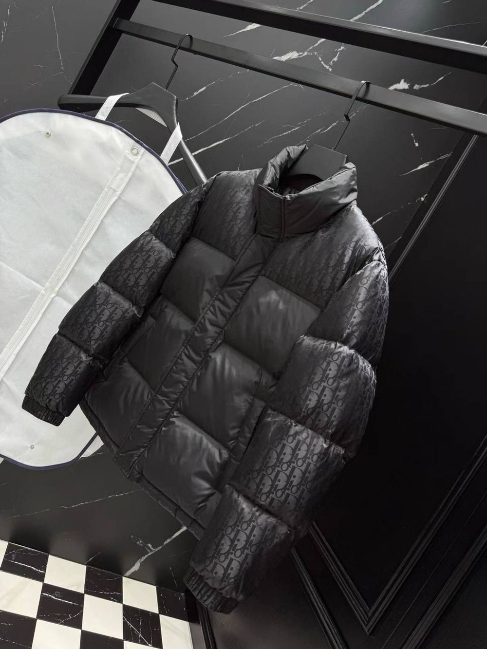 Пуховик Christian Dior