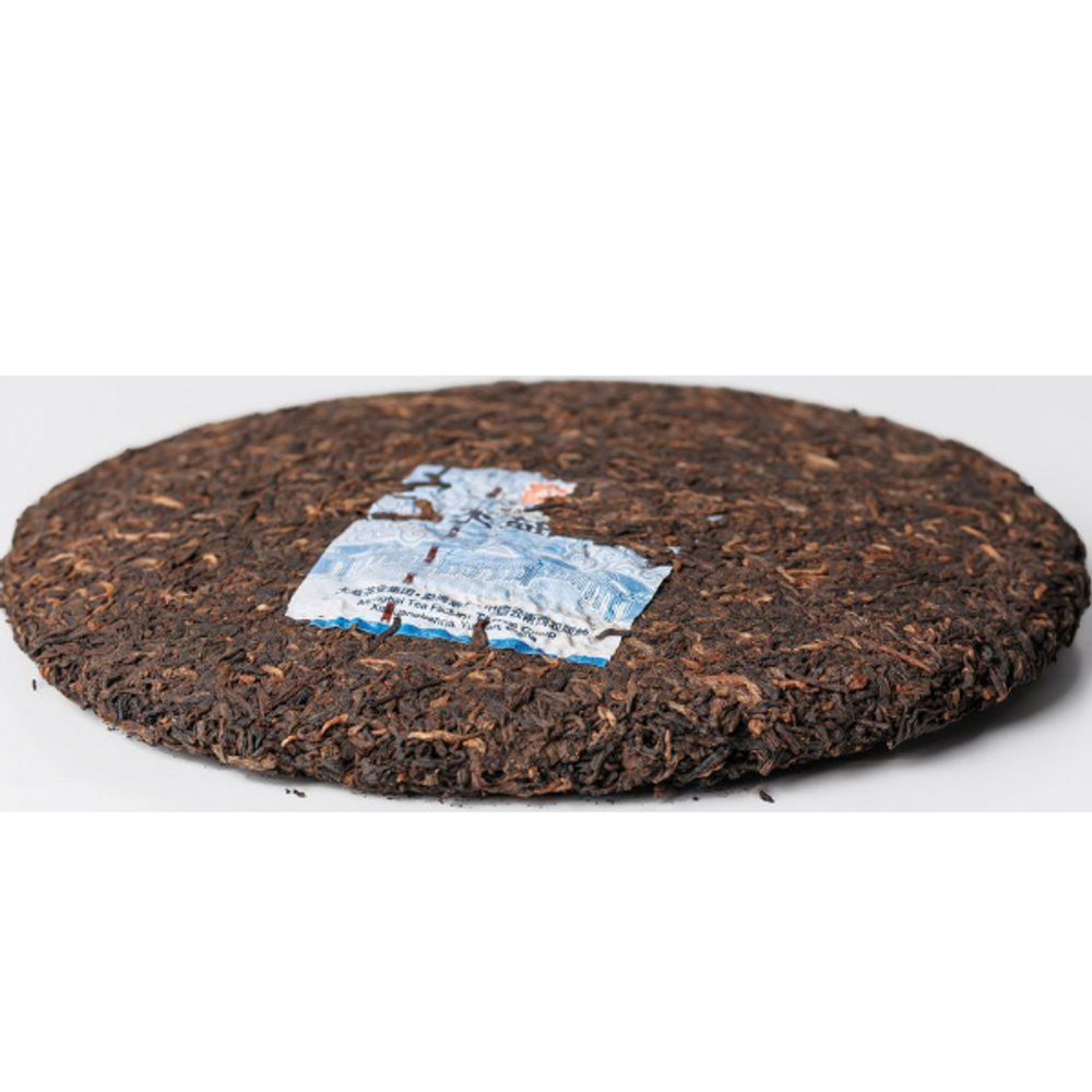 Шу пуэр Да И «Великолепный и процветающий». 357 гр., 2024 год