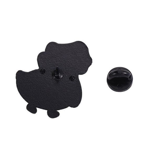 Значок металлический на одежду/Пин. Утка с жемчужной сережкой