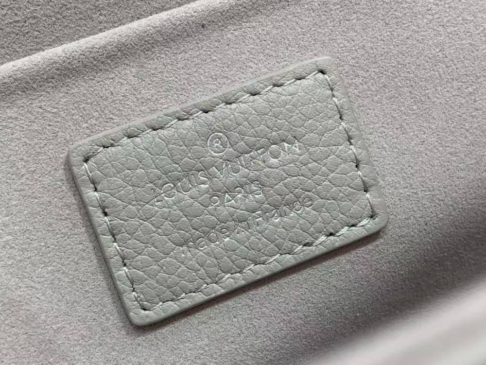 Сумка Louis Vuitton