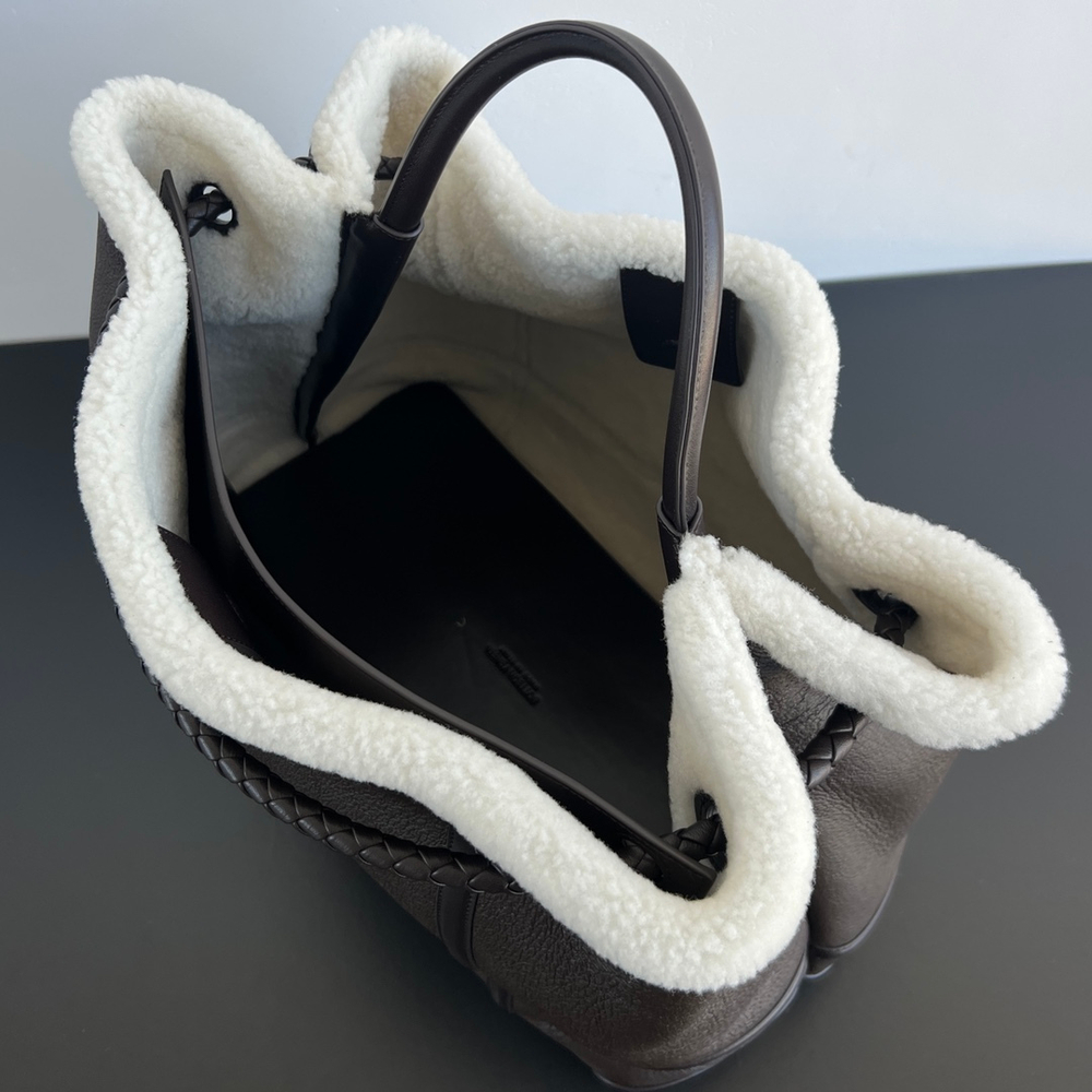 Bottega Veneta Large Andiamo 42 cm