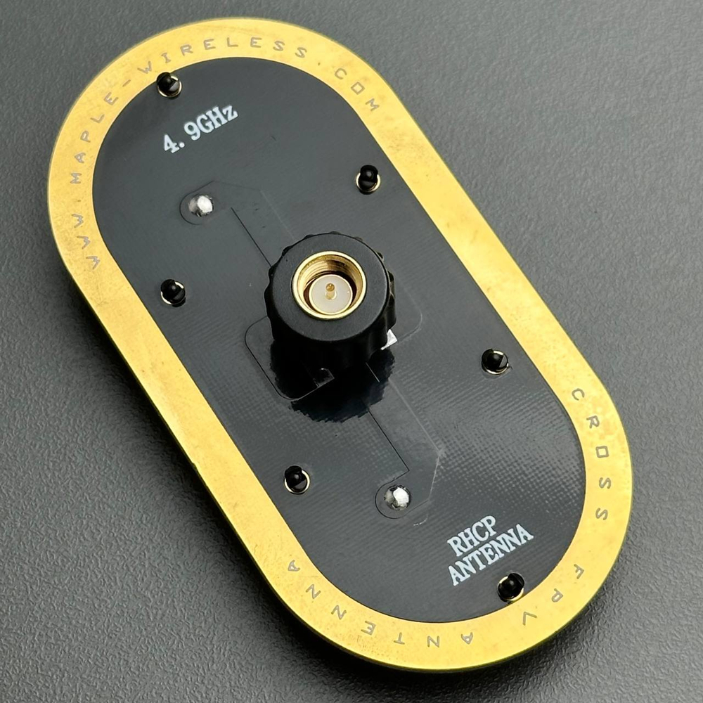 Антенна Maple Wireless 11dBi  circularly polarized antenna 4.9G SMA-MALE