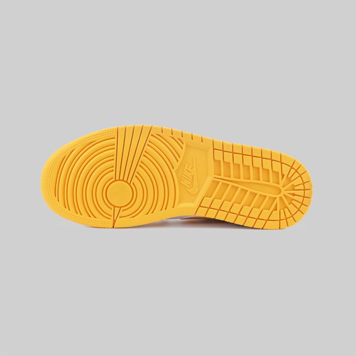 Кроссовки Jordan 1 Low Taxi артикул:553558-701 - купить в магазине Дайс