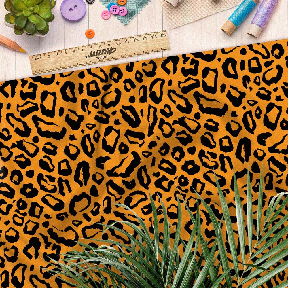 Ткань атлас оранжевый леопардный принт