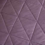 Велюровое покрывало в клетку и две наволочки OVL042