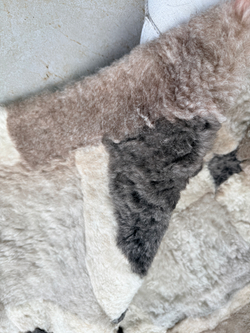 Ковер прямоугольный натуральный мех овчина, 200 х 180 см.