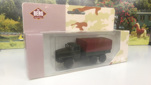 Автомобиль УРАЛ брезент, военный, H0